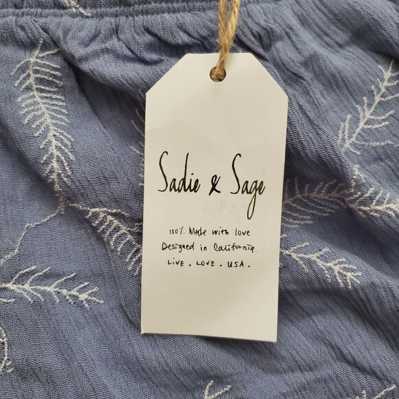 Sadie & Sage Women's Embroidered Ruffle Hem Shorts Sky/White Size Large, NWT - Picture 11 of 15